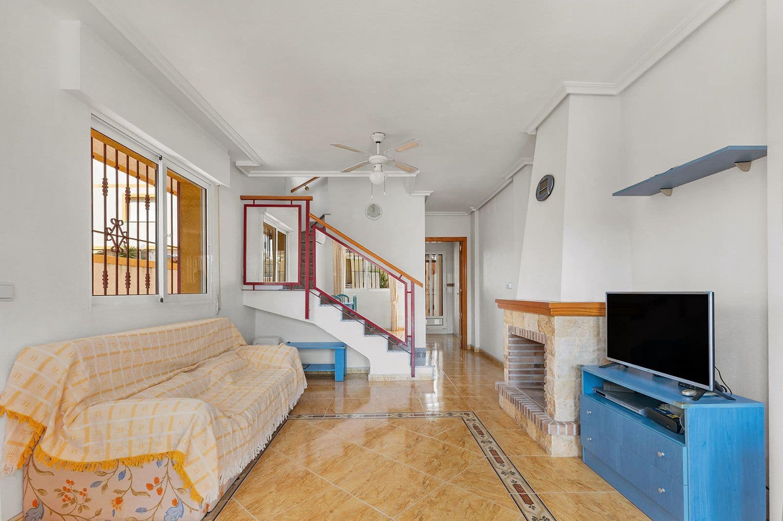 3 Zimmer Villa zu verkaufen in Orihuela Costa mit Pool Garage - 199.000 € (Ref: 10128108)