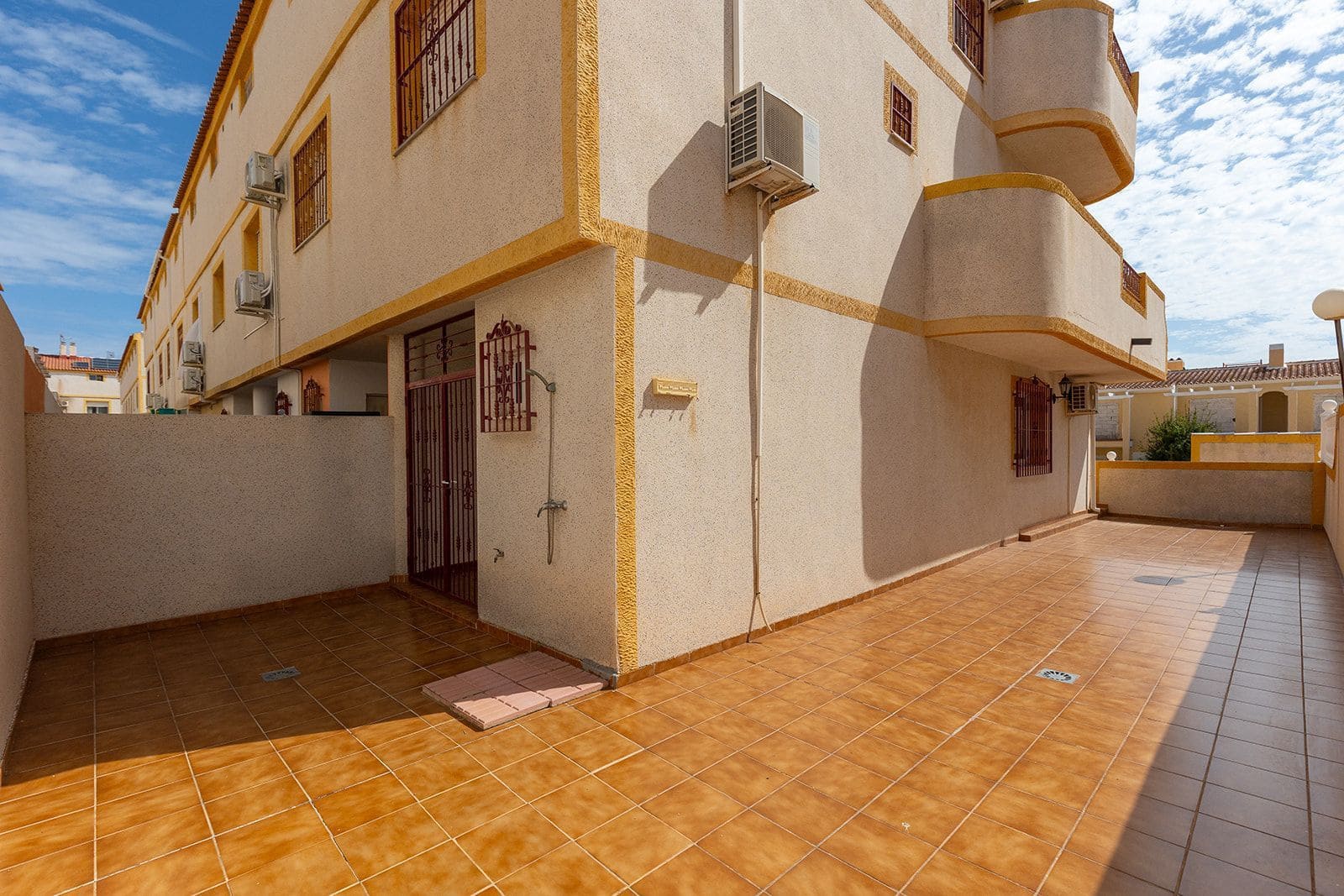 3 Zimmer Villa zu verkaufen in Orihuela Costa mit Pool Garage - 199.000 € (Ref: 10128108)