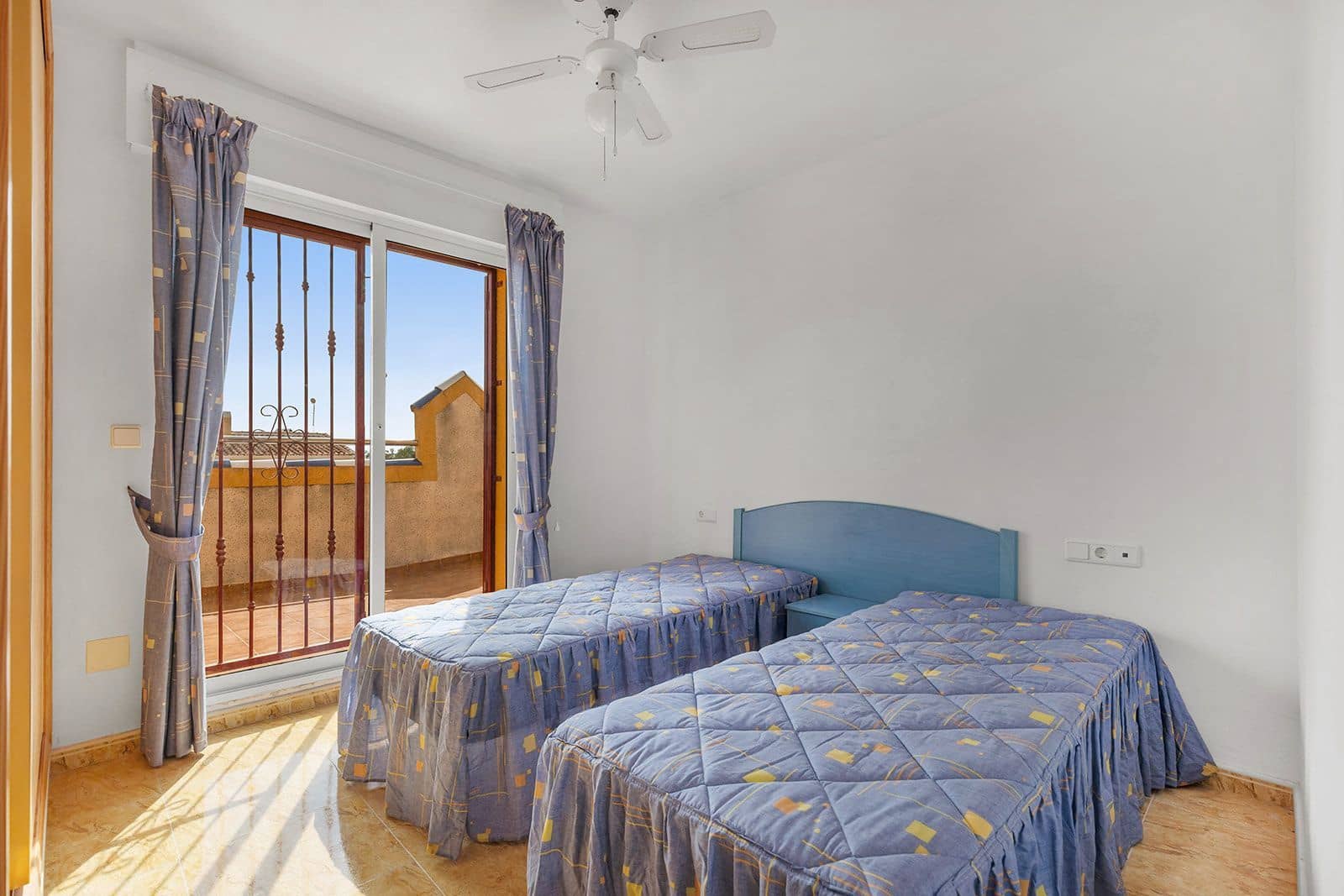 3 Zimmer Villa zu verkaufen in Orihuela Costa mit Pool Garage - 199.000 € (Ref: 10128108)