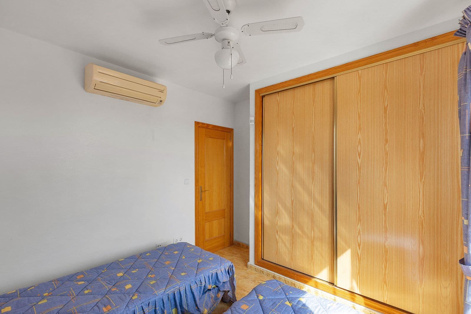 3 Zimmer Villa zu verkaufen in Orihuela Costa mit Pool Garage - 199.000 € (Ref: 10128108)