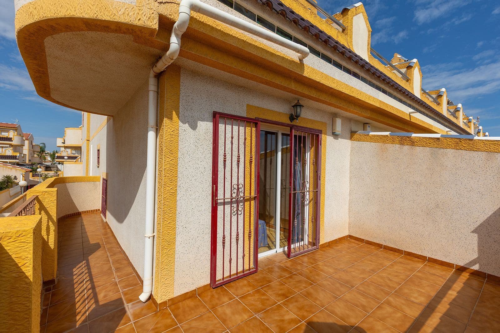 3 Zimmer Villa zu verkaufen in Orihuela Costa mit Pool Garage - 199.000 € (Ref: 10128108)