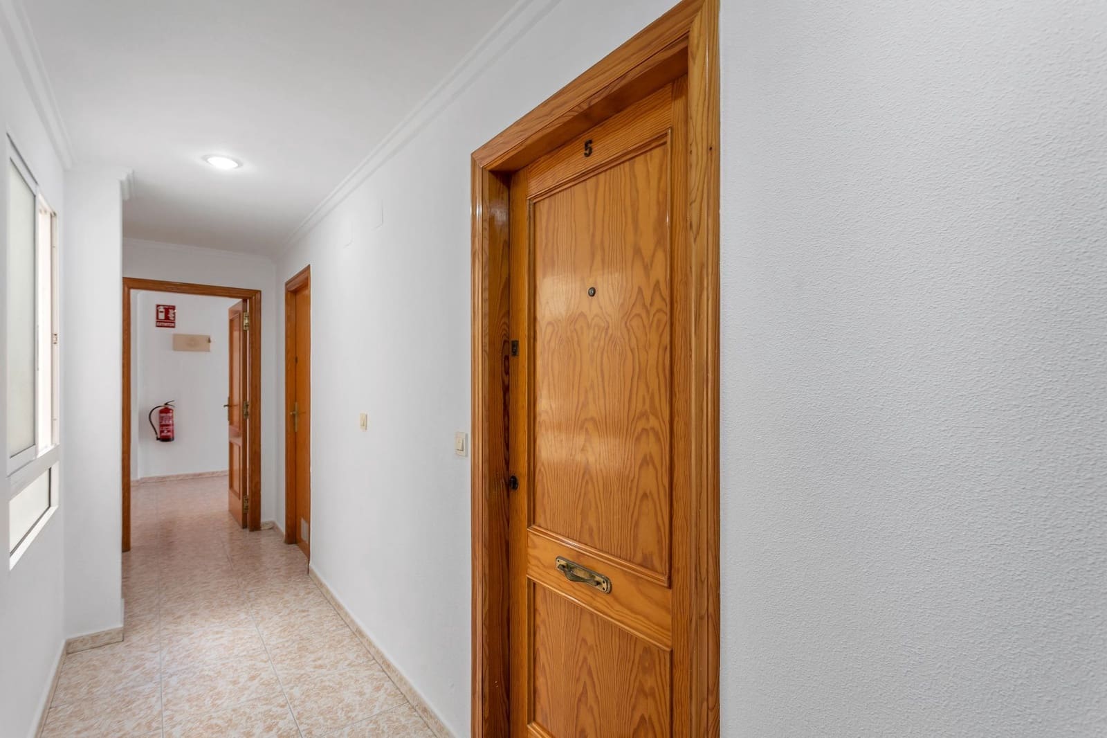 1 chambre Appartement à vendre à Torrevieja avec piscine - 135 000 € (Ref: 10146301)