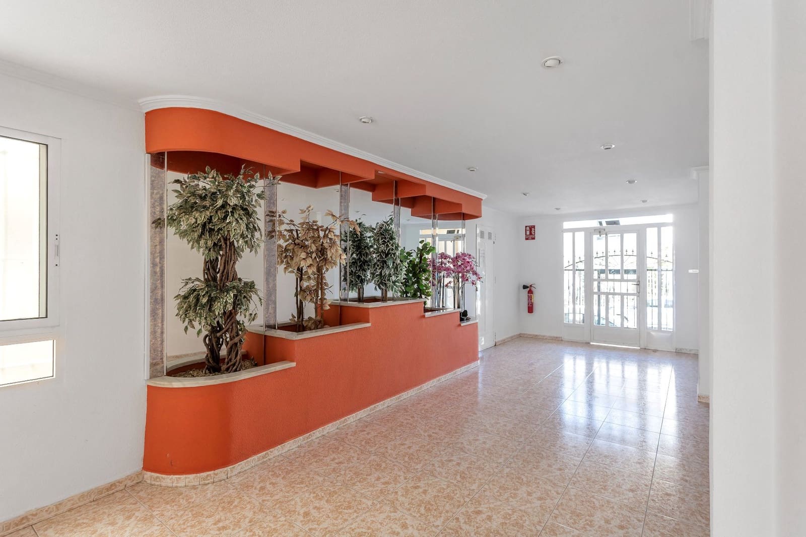 1 chambre Appartement à vendre à Torrevieja avec piscine - 135 000 € (Ref: 10146301)