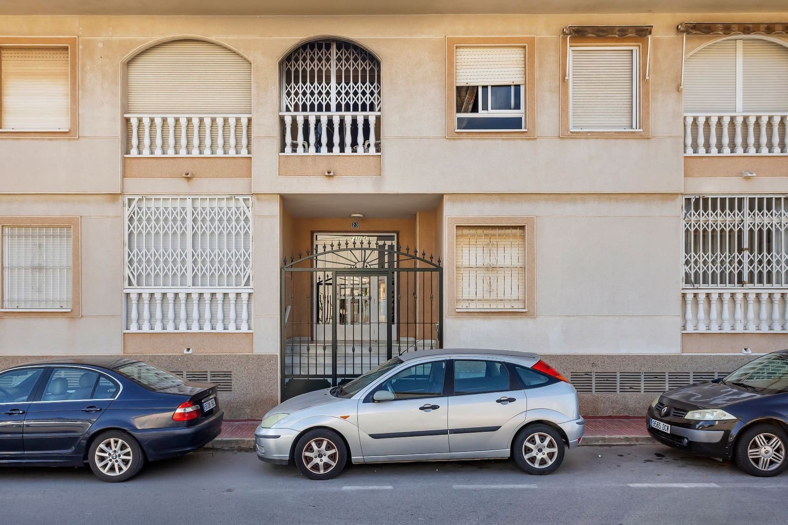 1 chambre Appartement à vendre à Torrevieja avec piscine - 135 000 € (Ref: 10146301)
