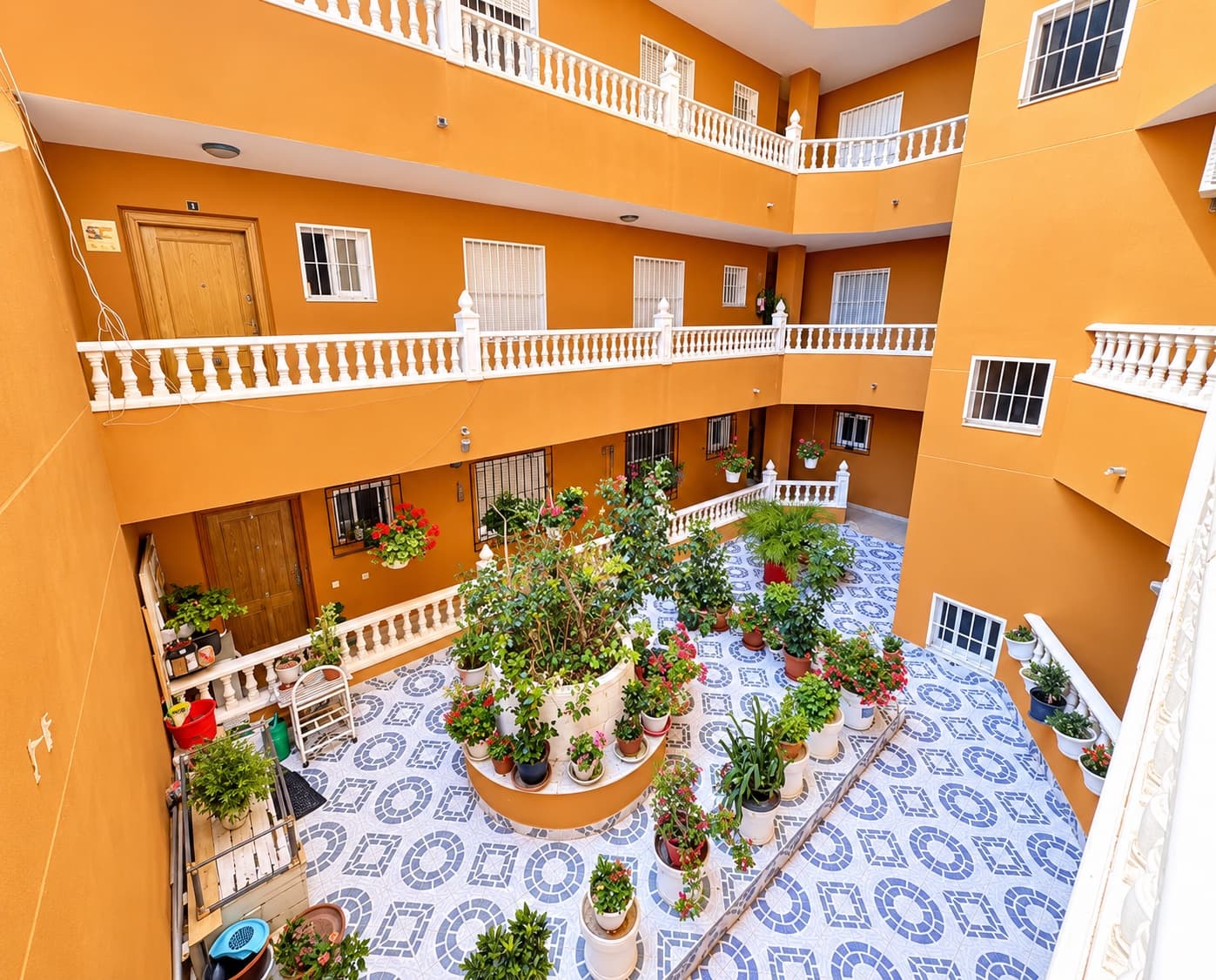 2 soveværelse Lejlighed til salg i Torrevieja - € 124.900 (Ref: 10166196)