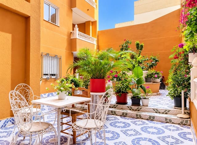 2 soveværelse Lejlighed til salg i Nueva Torrevieja, Torrevieja - € 124.900 (Ref: 10166196)