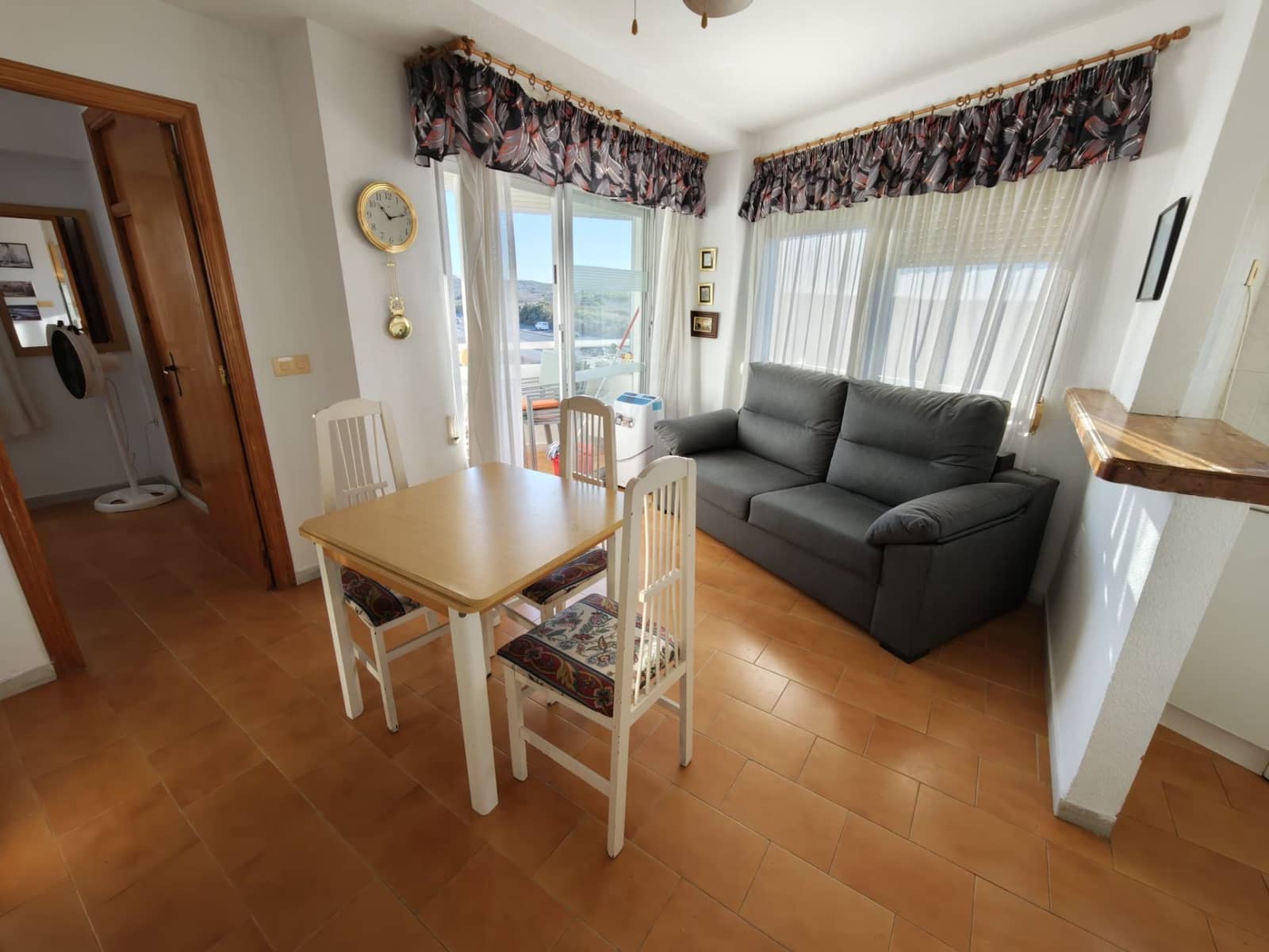 1 soveværelse Lejlighed til salg i Torrevieja med swimmingpool garage - € 134.900 (Ref: 10166197)
