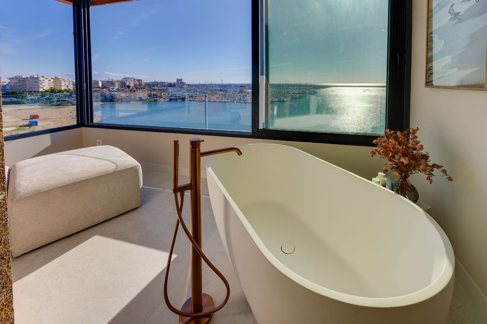 2 soveværelse Lejlighed til salg i Torrevieja med swimmingpool - € 550.000 (Ref: 10176849)