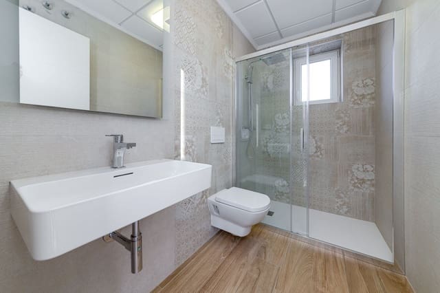 3 soverom Villa til salgs i Los Frutales, Torrevieja med svømmebasseng garasje - € 590 000 (Ref: 7988701)