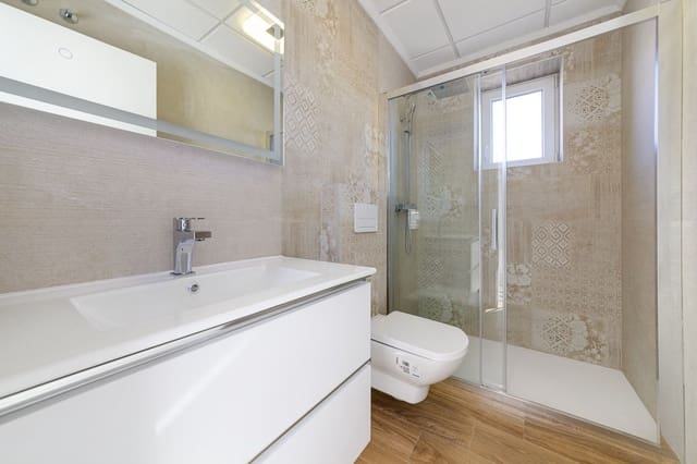 3 soverom Villa til salgs i Los Frutales, Torrevieja med svømmebasseng garasje - € 590 000 (Ref: 7988701)