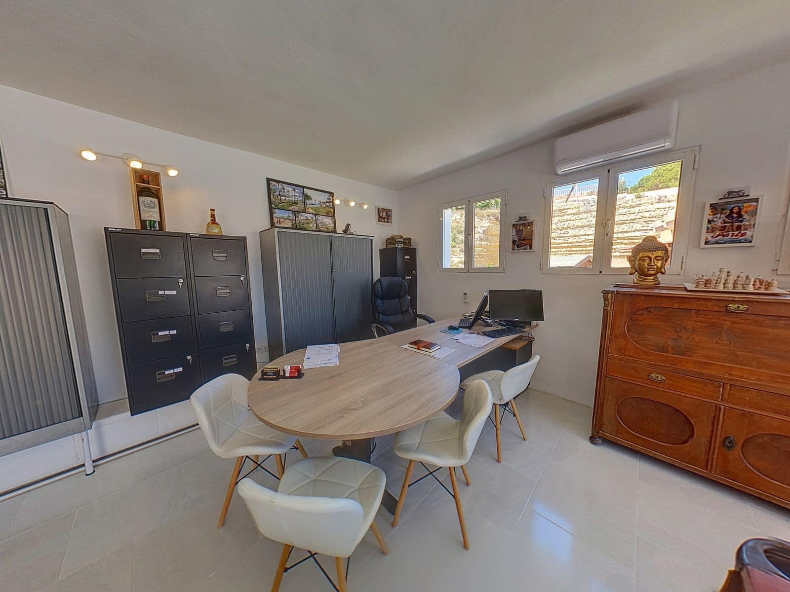 4 makuuhuone Huvila myytävänä paikassa Ciudad Quesada mukana uima-altaan 
autotalli - 685 000 € (Ref: 8026950)