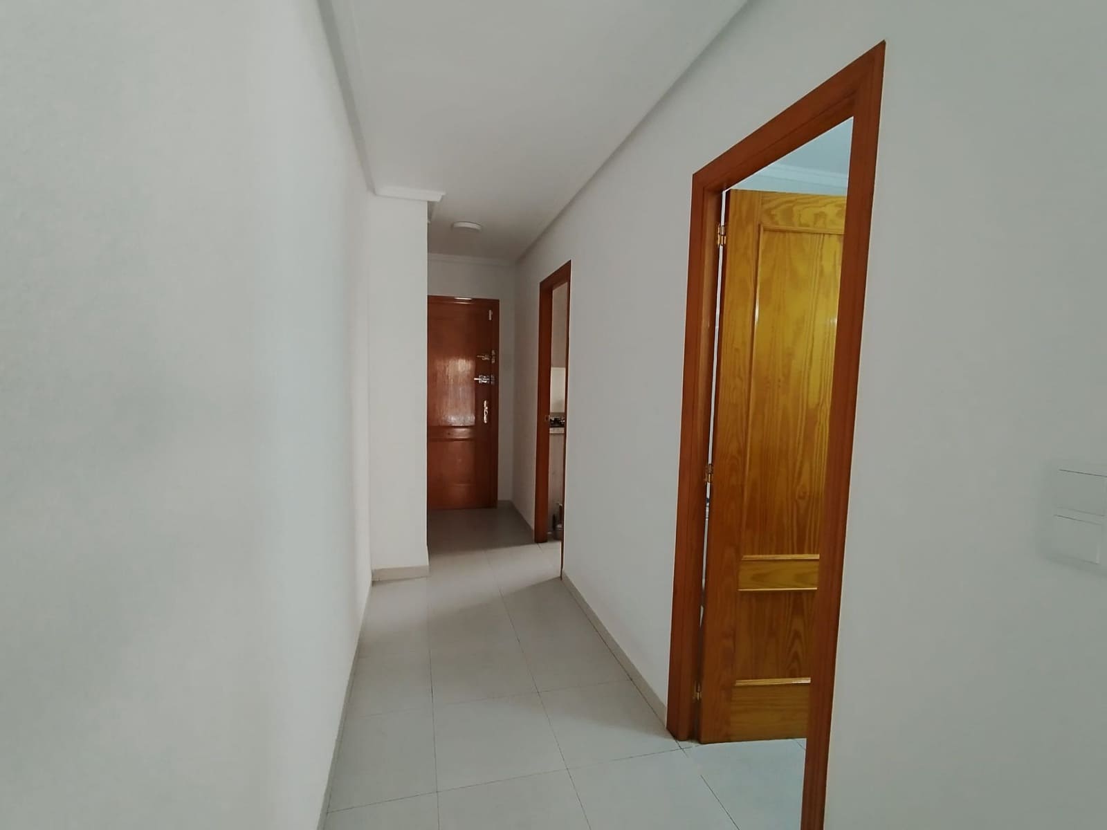 3 soveværelse Lejlighed til salg i Torrevieja - € 199.900 (Ref: 8351786)