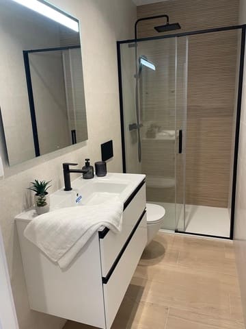 Apartamento de 3 habitaciones en El Chaparral - La Siesta - La Torreta, Torrevieja en venta con garaje - 294.000 € (Ref: 8656105)