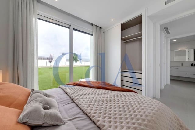 3 soveværelse Villa til salg i Monnegre, Alicante by med swimmingpool garage - € 460.000 (Ref: 8671686)