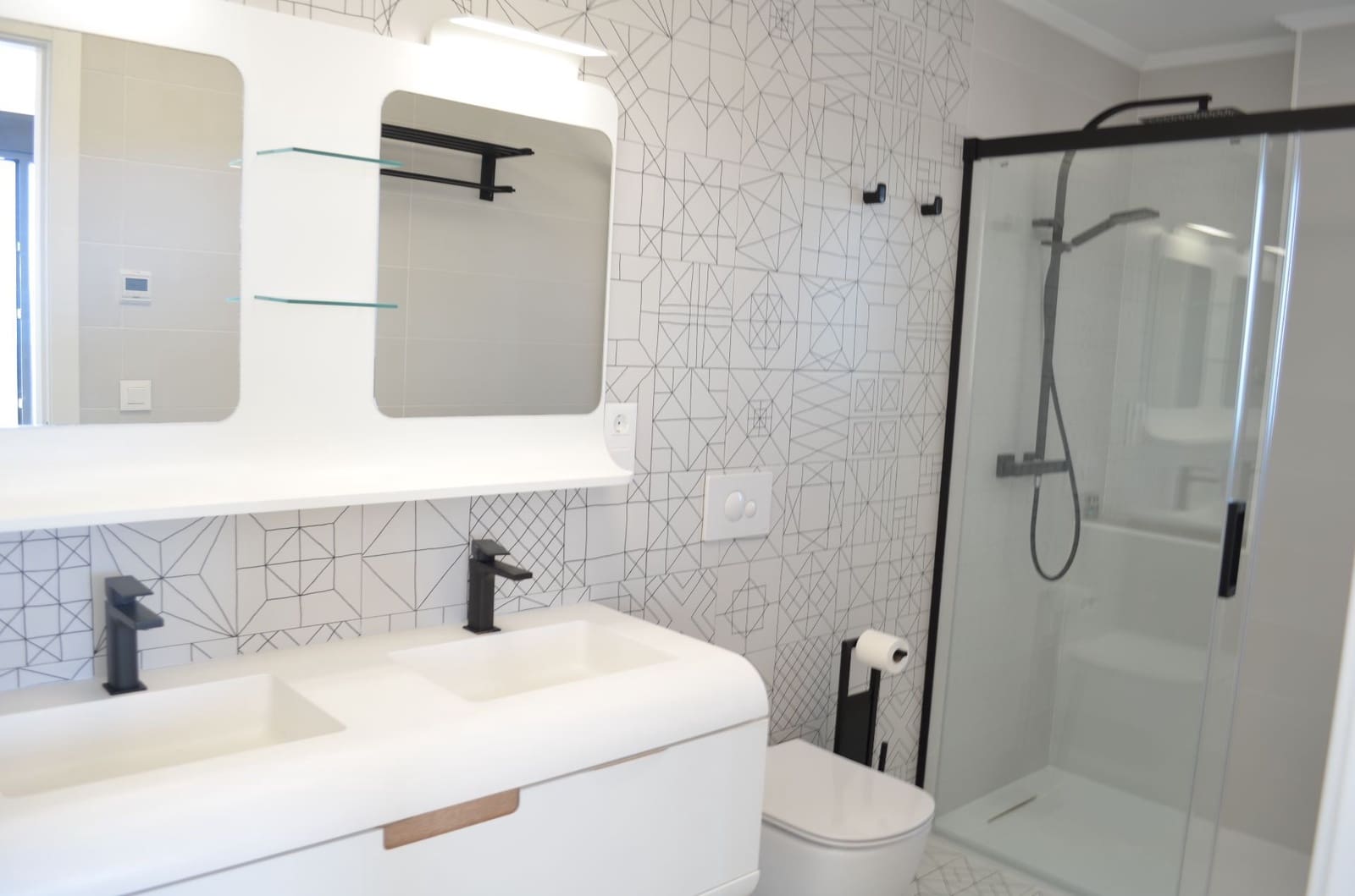 4 soveværelse Villa til salg i Torrevieja med swimmingpool garage - € 990.000 (Ref: 8689464)