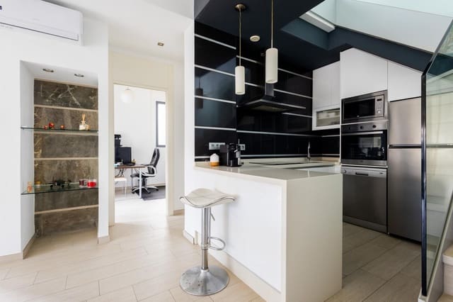 2 soverom Hus til salgs i Cabo Roig, Orihuela med svømmebasseng garasje - € 289 000 (Ref: 8805713)