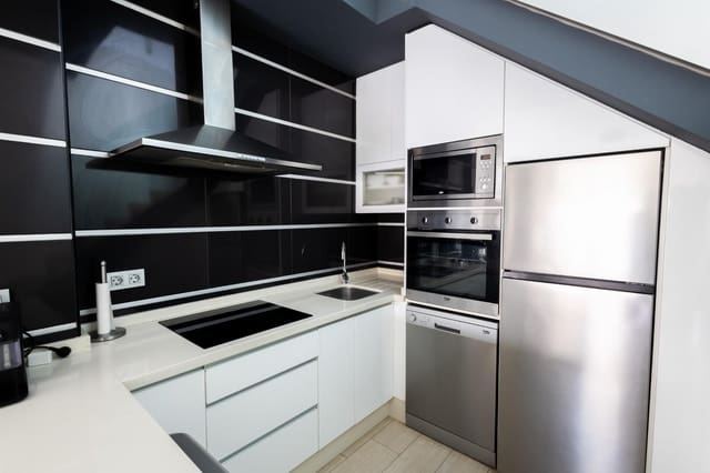 2 soverom Hus til salgs i Cabo Roig, Orihuela med svømmebasseng garasje - € 289 000 (Ref: 8805713)