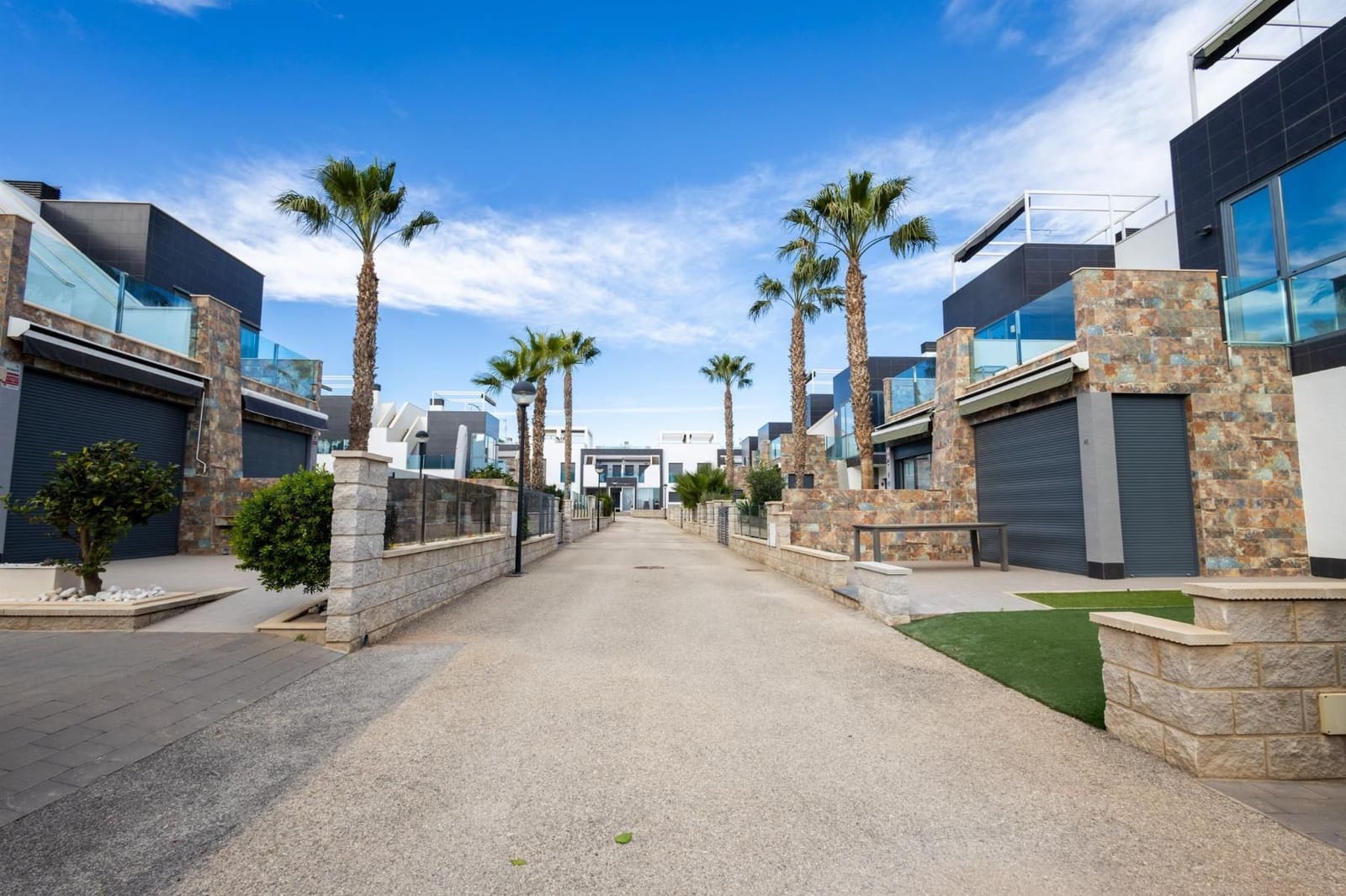 2 sypialnia Dom na sprzedaż w Cabo Roig z basenem garażem - 289 000 € (Ref: 8805713)