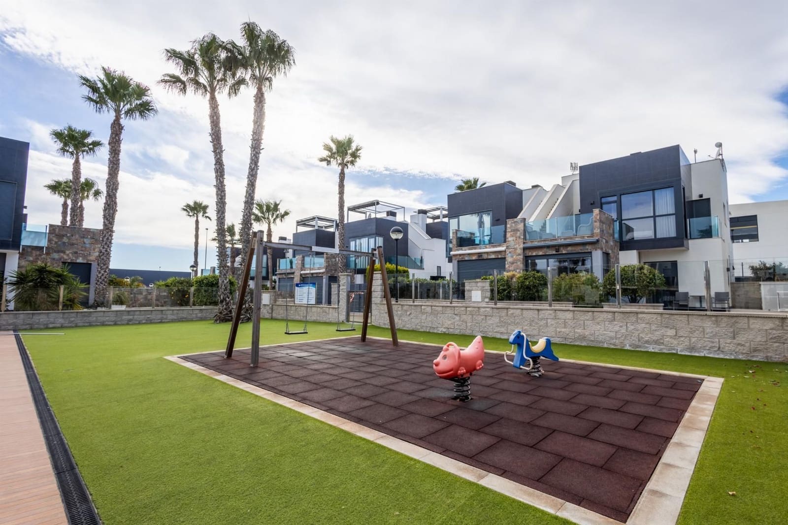 2 sypialnia Dom na sprzedaż w Cabo Roig z basenem garażem - 289 000 € (Ref: 8805713)