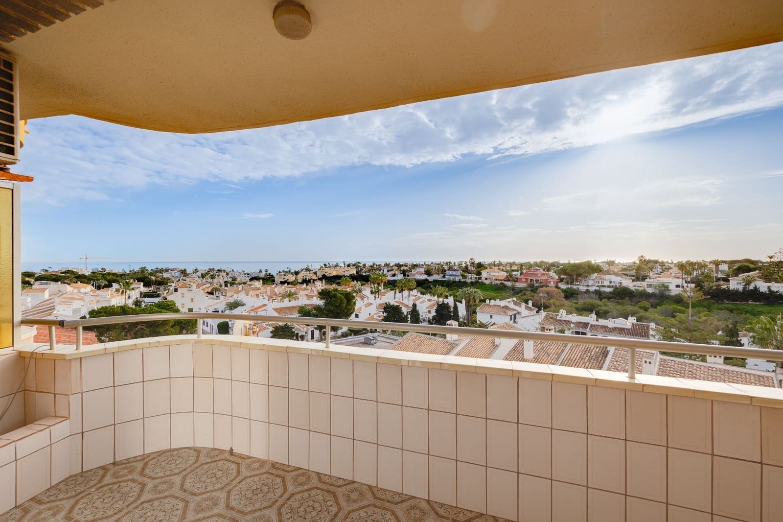 2 bedroom Apartment for sale in Orihuela Costa with pool - € 189,900 (Ref: 8817114)