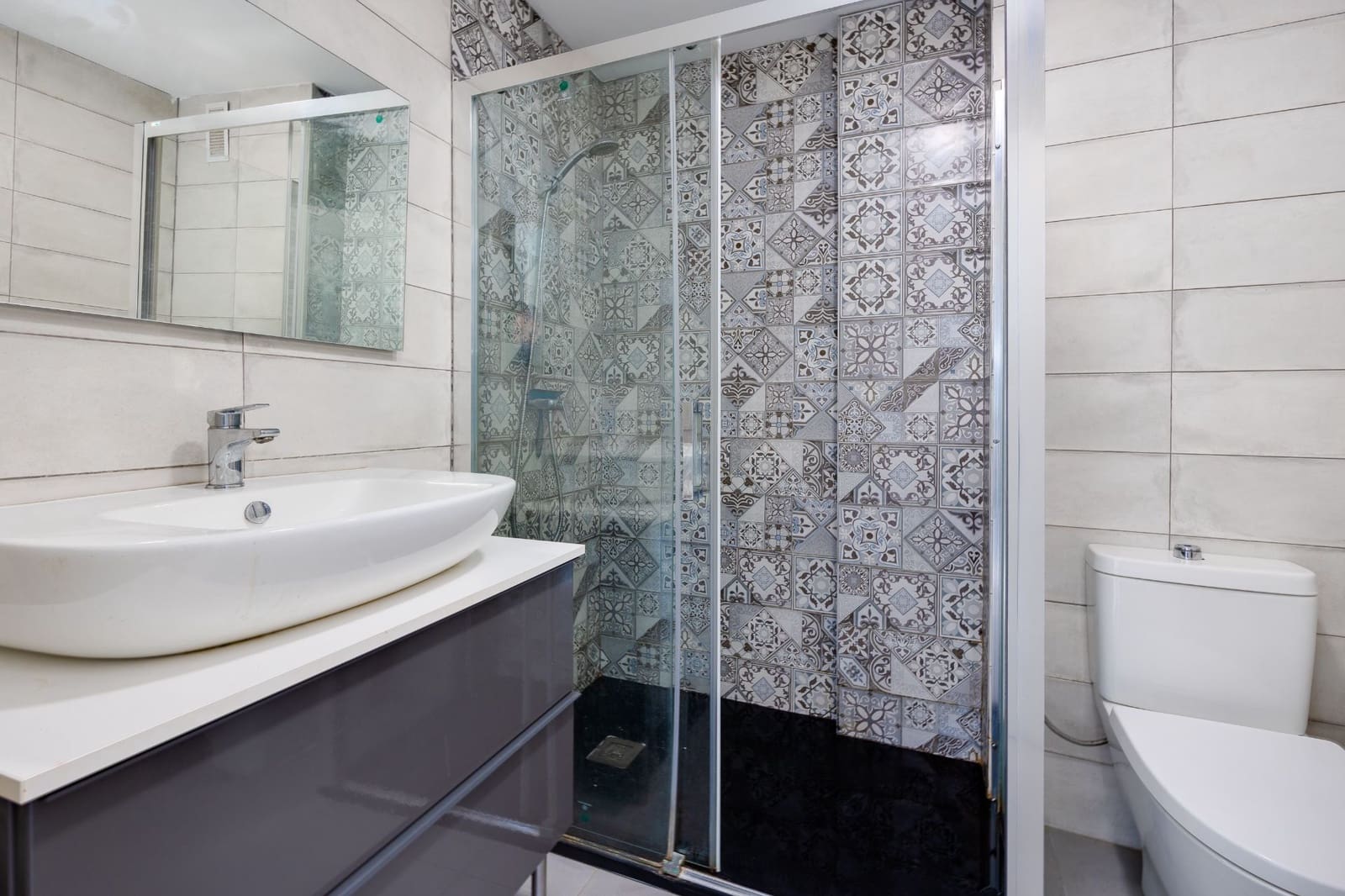 2 bedroom Apartment for sale in Orihuela Costa with pool - € 189,900 (Ref: 8817114)