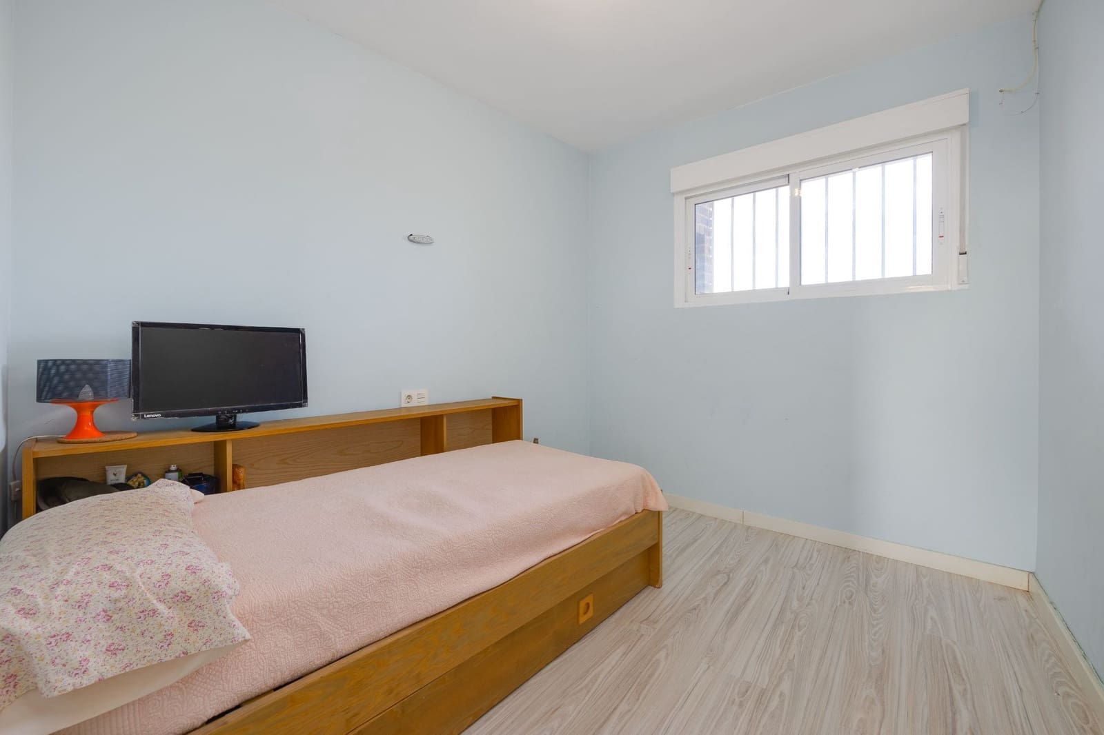 2 bedroom Apartment for sale in Orihuela Costa with pool - € 189,900 (Ref: 8817114)