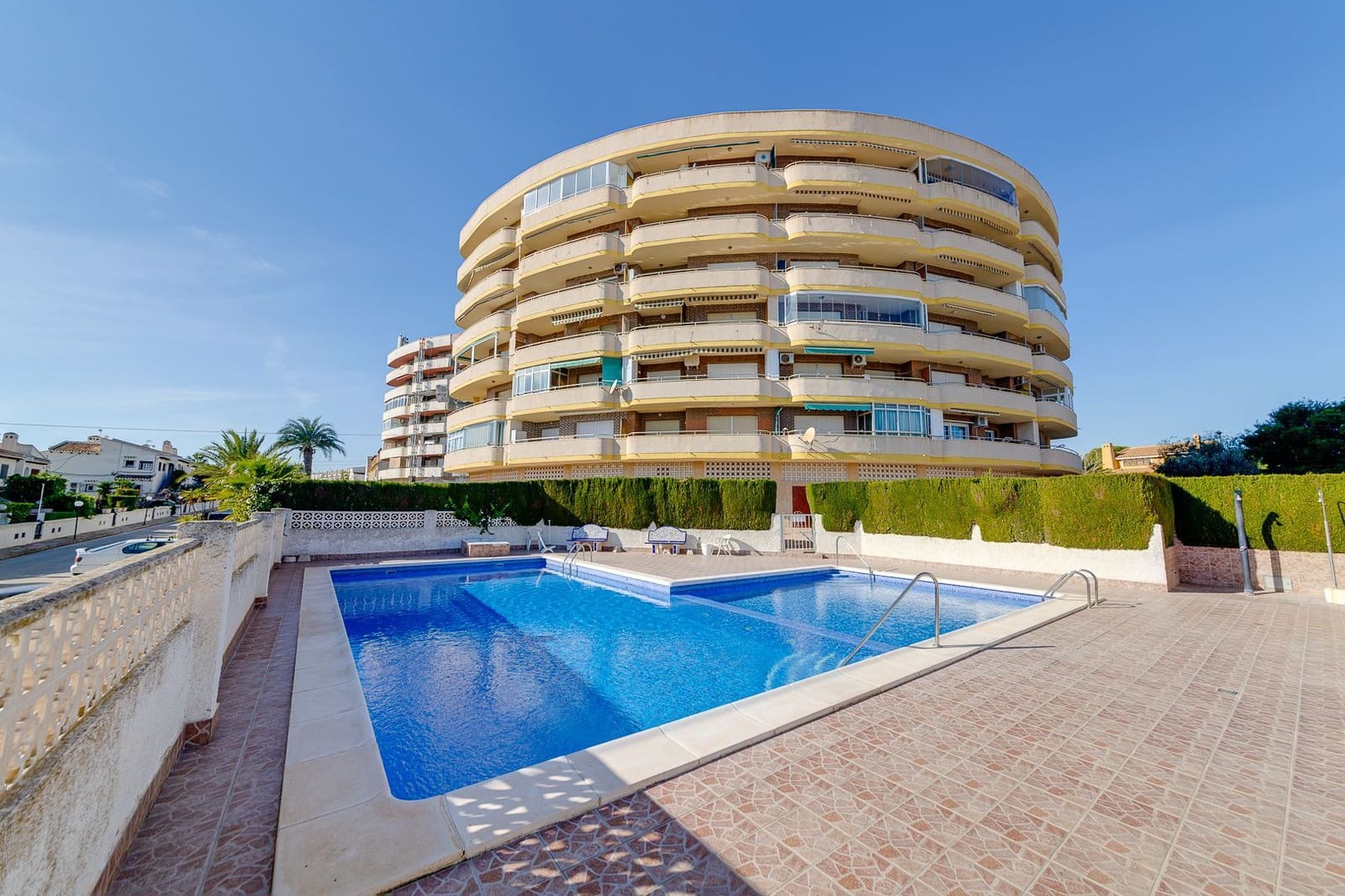 2 bedroom Apartment for sale in Orihuela Costa with pool - € 189,900 (Ref: 8817114)