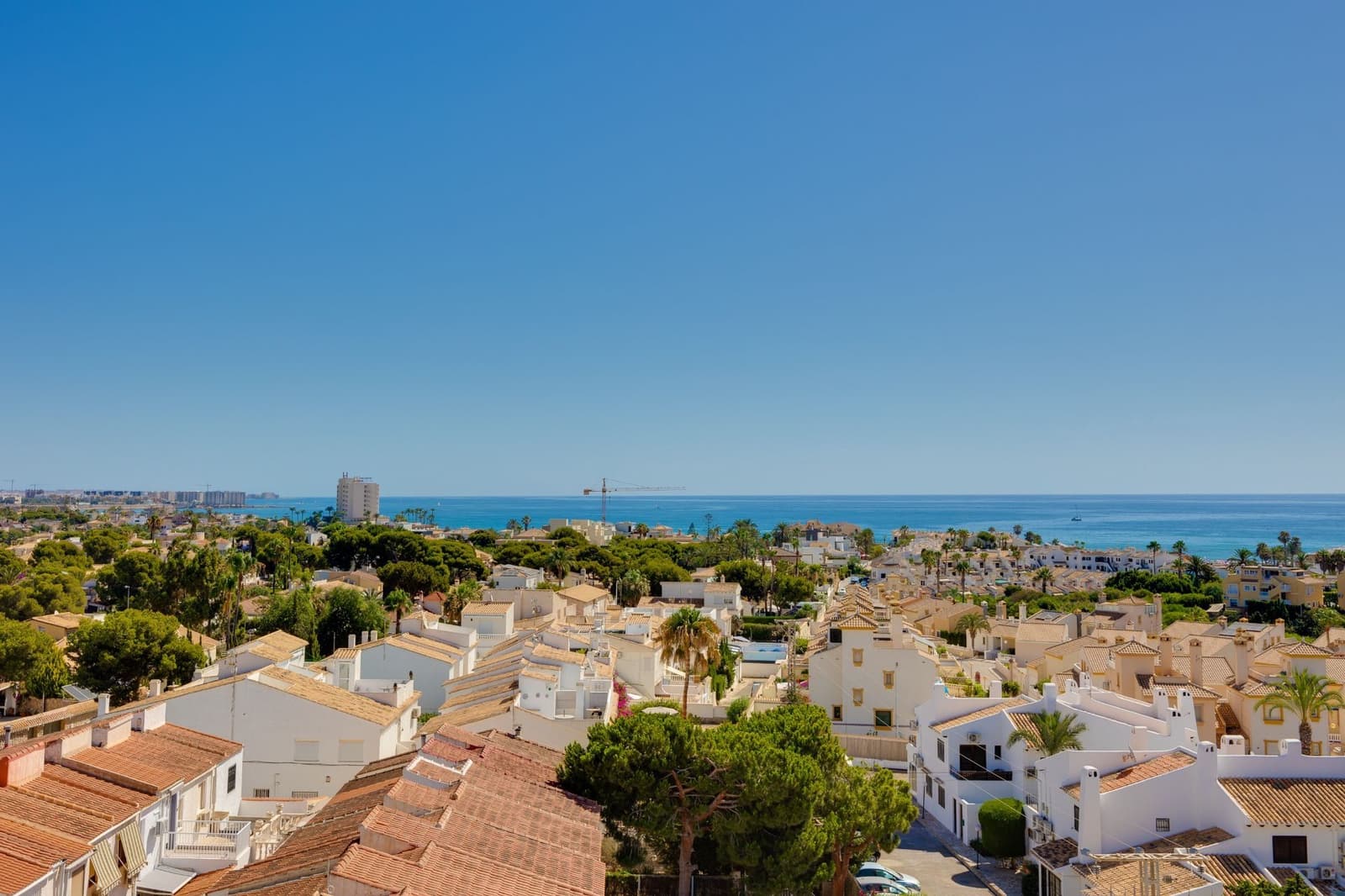 2 bedroom Apartment for sale in Orihuela Costa with pool - € 189,900 (Ref: 8817114)