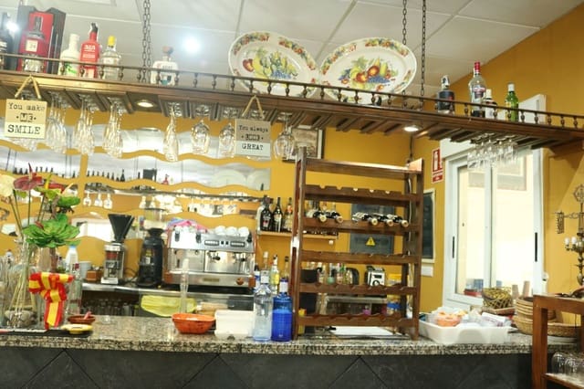 Commercial for sale in Pinar de Campoverde, Pilar de la Horadada - € 89,900 (Ref: 8827265)