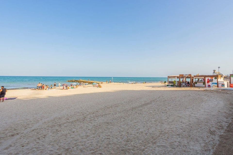 3 sypialnia Apartament na sprzedaż w Torrevieja z basenem - 268 900 € (Ref: 8836301)