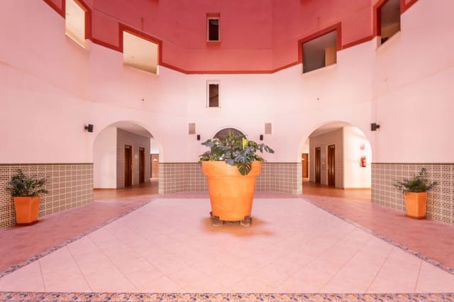 3 bedroom Apartment for sale in Playa de los Locos, Torrevieja with pool - € 268,900 (Ref: 8836301)