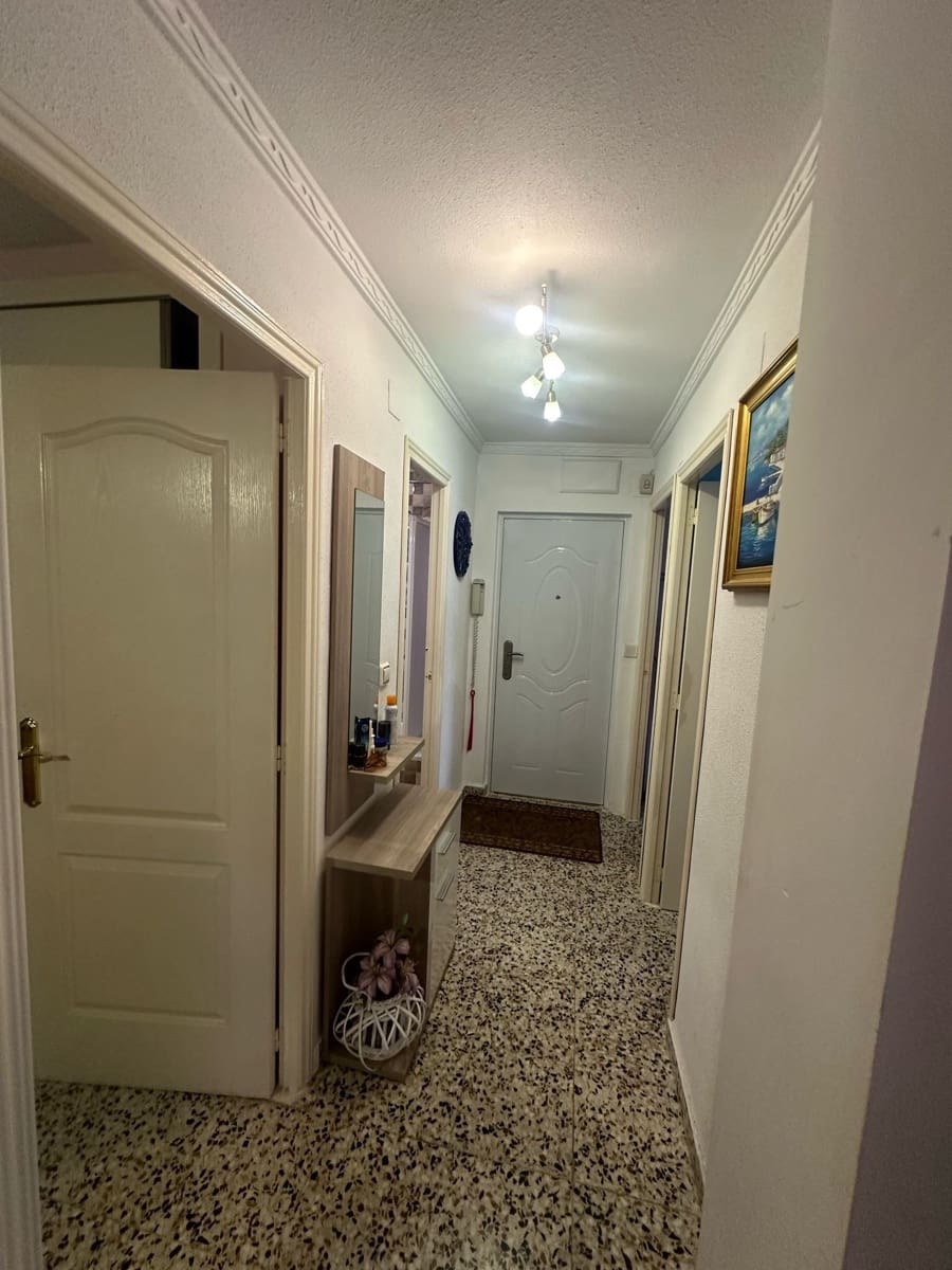 3 makuuhuone Huoneisto myytävänä paikassa Torrevieja - 162 000 € (Ref: 8856799)