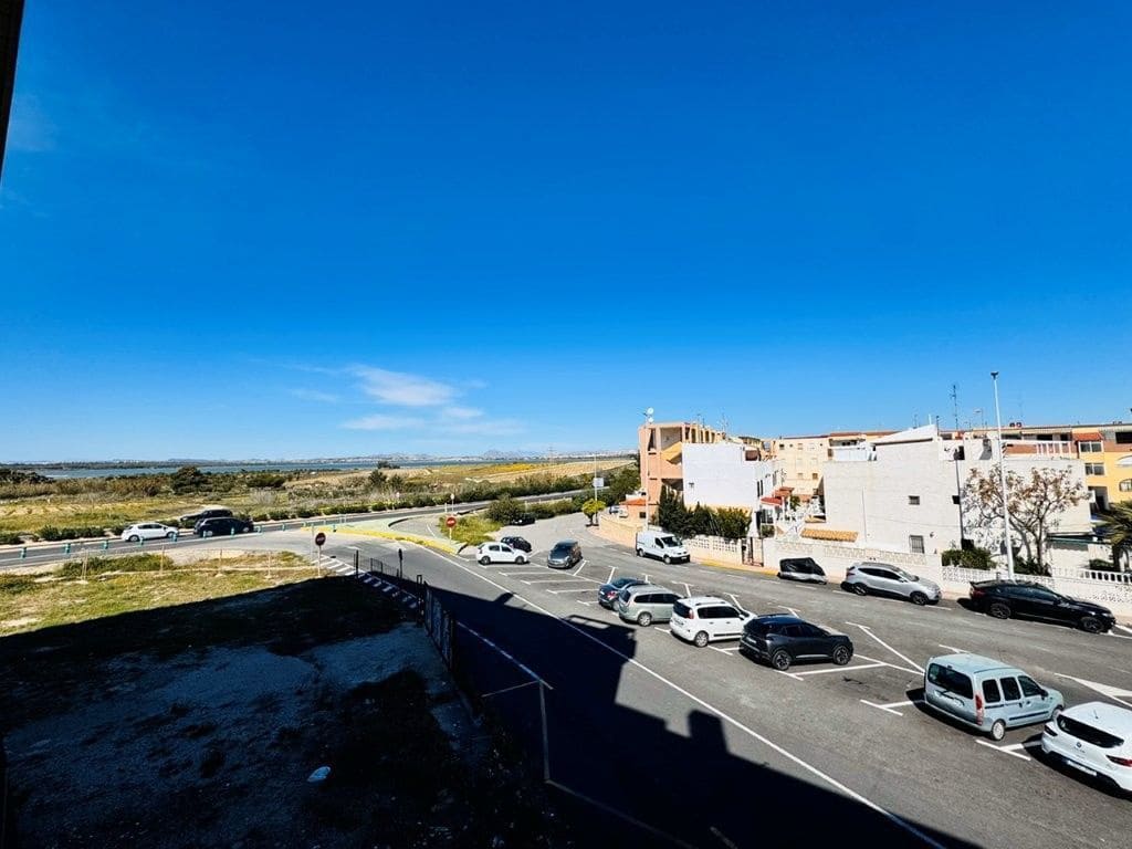3 soveværelse Lejlighed til salg i Torrevieja - € 174.000 (Ref: 8914786)