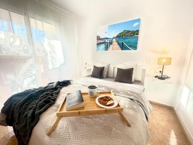 Apartamento de 2 habitaciones en Cañada del Molino, Torrevieja en venta con piscina - 169.900 € (Ref: 8921112)