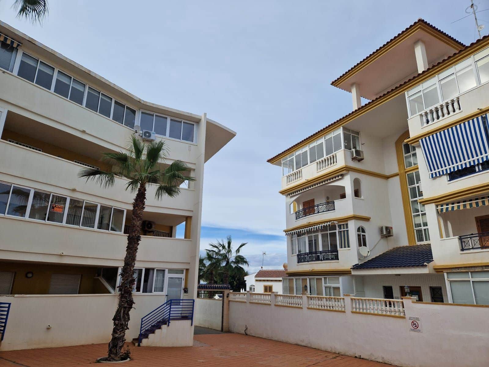 2 quarto Apartamento para venda em Torrevieja com piscina - 169 900 € (Ref: 8921112)