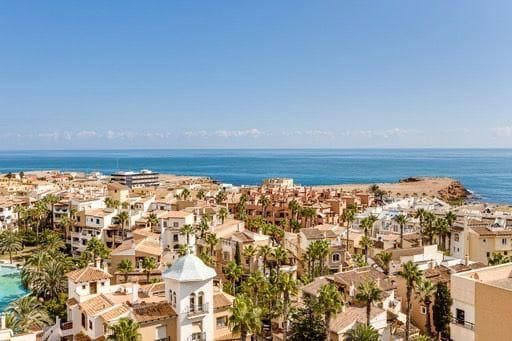 2 chambre Appartement à vendre à Playa de los Locos, Torrevieja avec piscine garage - 229 900 € (Ref: 8921113)