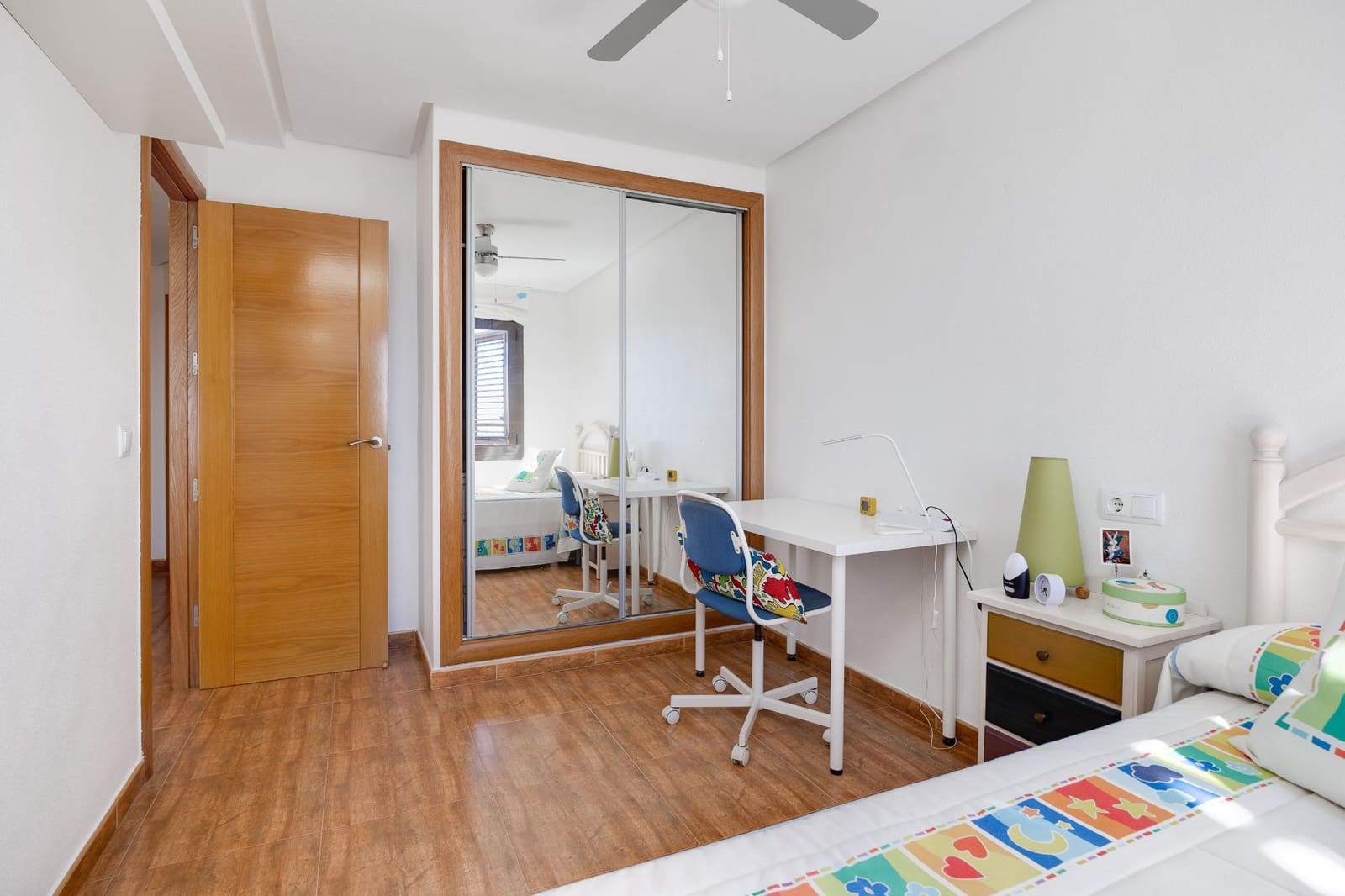 3 soveværelse Lejlighed til salg i Torrevieja med swimmingpool garage - € 379.900 (Ref: 8931911)