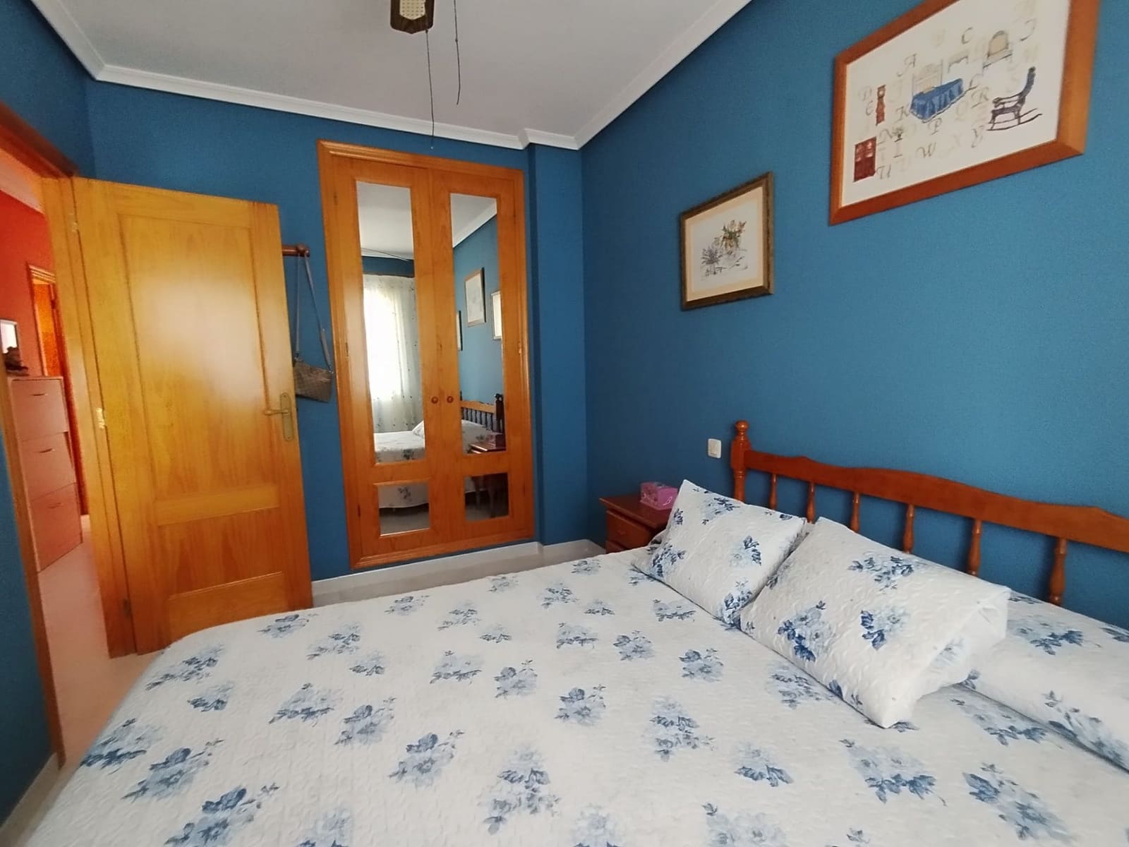 2 soveværelse Lejlighed til salg i Torrevieja med swimmingpool - € 169.000 (Ref: 8942648)