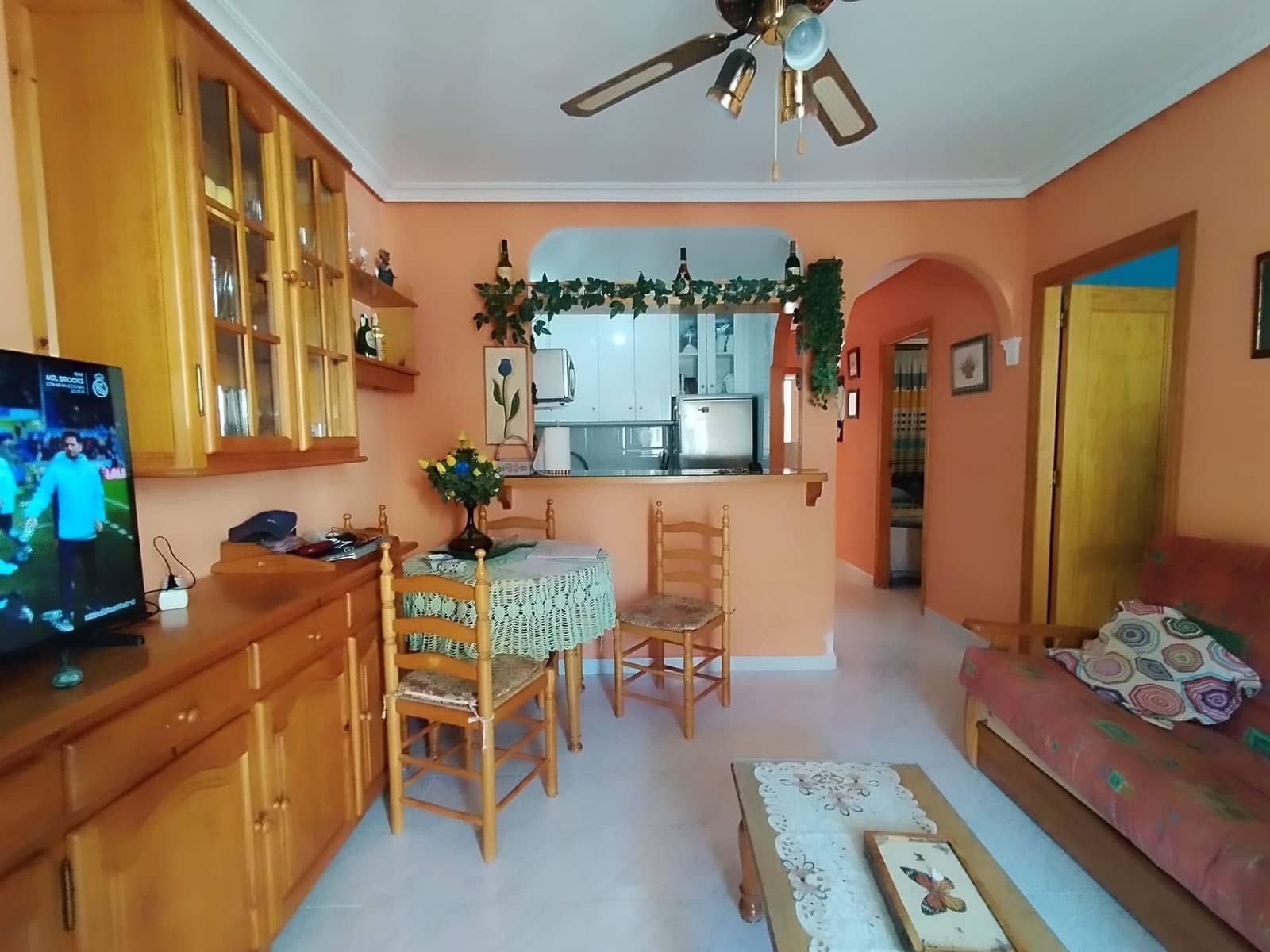 2 soveværelse Lejlighed til salg i Torrevieja med swimmingpool - € 169.000 (Ref: 8942648)