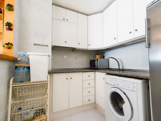 2 soveværelse Lejlighed til salg i Los Europeos, Torrevieja med swimmingpool - € 169.900 (Ref: 8942648)