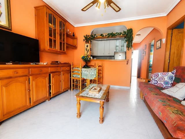 2 Zimmer Apartment zu verkaufen in Los Europeos, Torrevieja mit Pool - 169.900 € (Ref: 8942648)