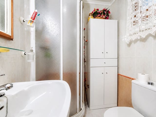 2 soveværelse Lejlighed til salg i Los Europeos, Torrevieja med swimmingpool - € 169.900 (Ref: 8942648)