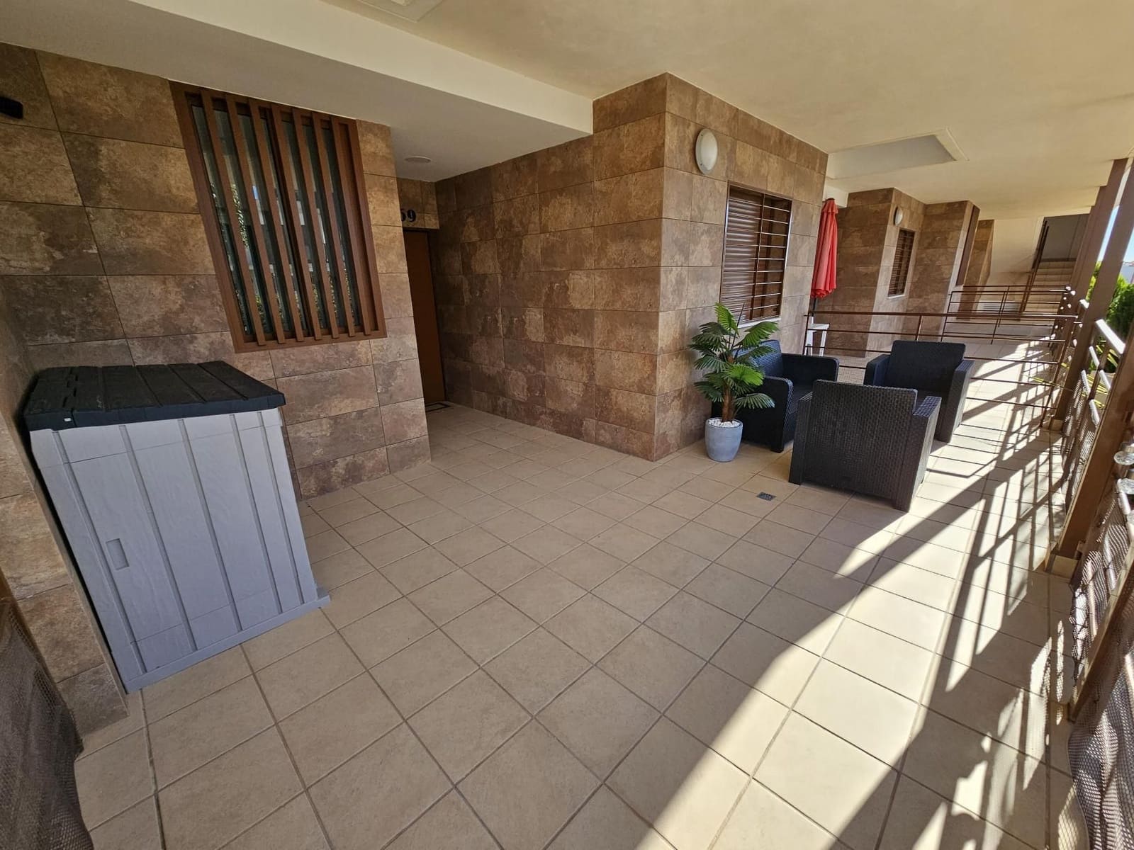 2 soverom Leilighet til salgs i Cabo Roig med svømmebasseng garasje - € 250 000 (Ref: 8970213)