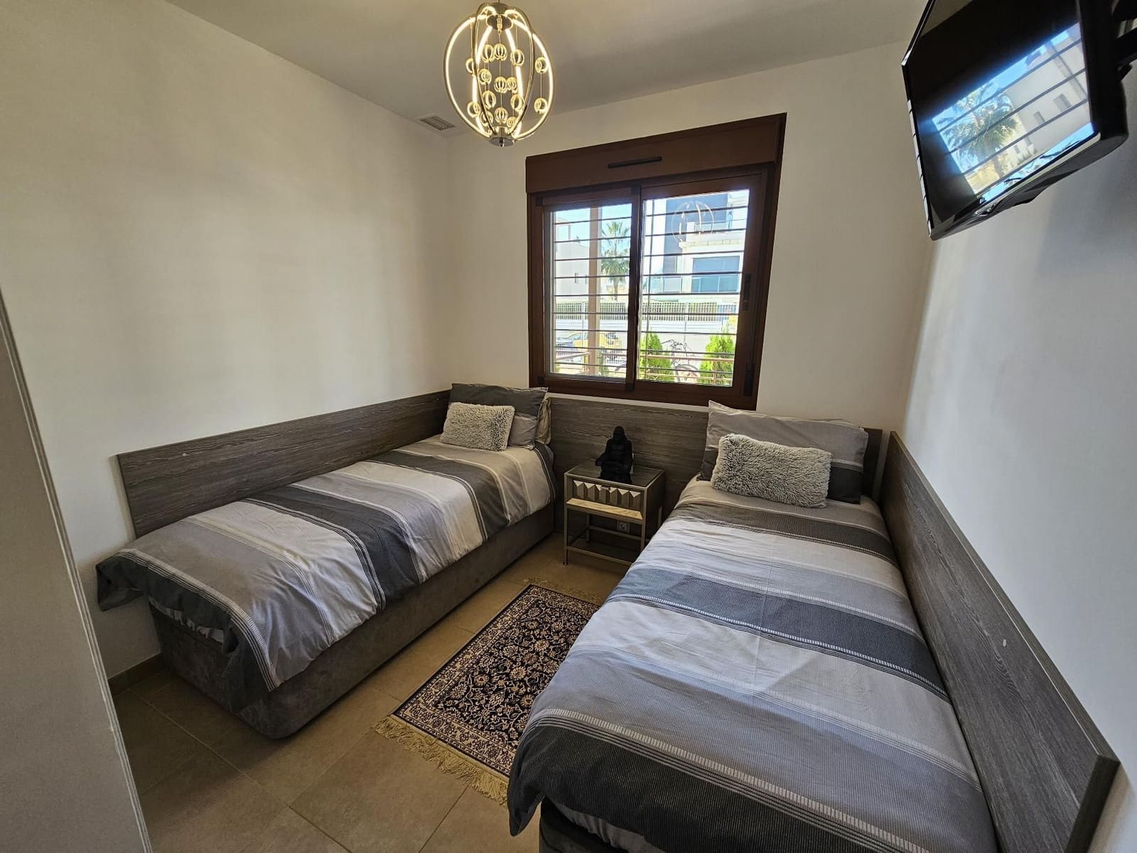 2 soverom Leilighet til salgs i Cabo Roig med svømmebasseng garasje - € 250 000 (Ref: 8970213)