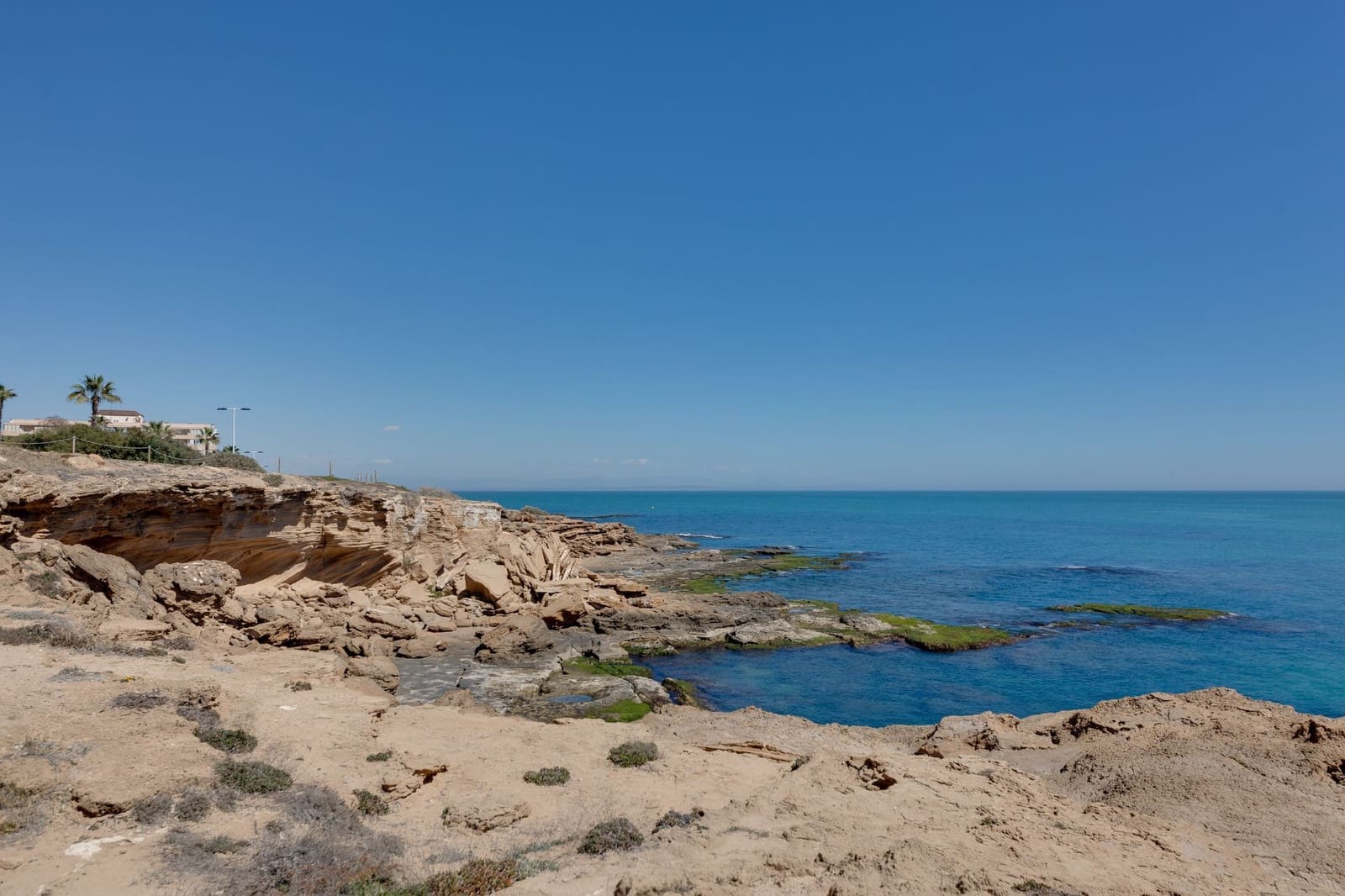 2 soverom Leilighet til salgs i Cabo Roig med svømmebasseng garasje - € 250 000 (Ref: 8970213)