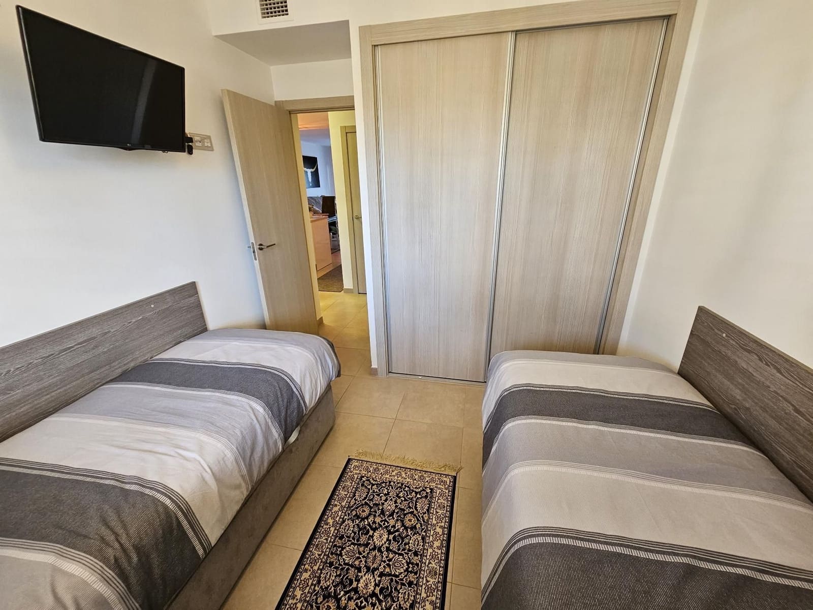 2 soverom Leilighet til salgs i Cabo Roig med svømmebasseng garasje - € 250 000 (Ref: 8970213)