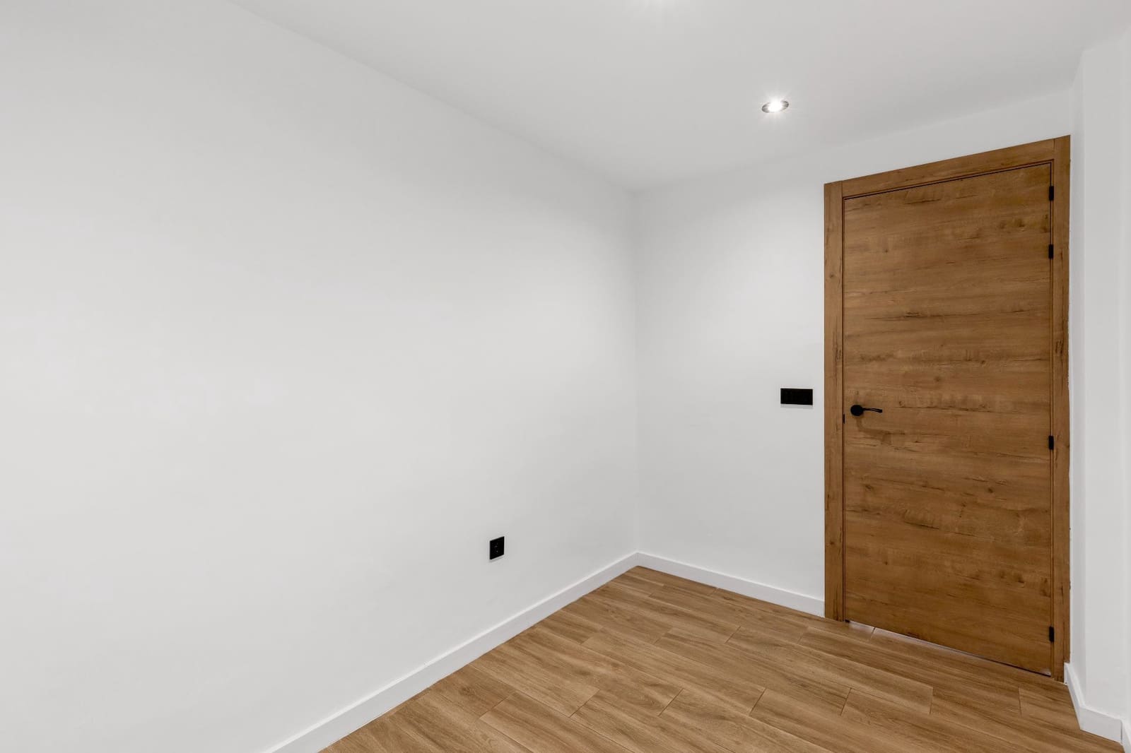 3 soveværelse Lejlighed til salg i Torrevieja med garage - € 259.900 (Ref: 9000936)