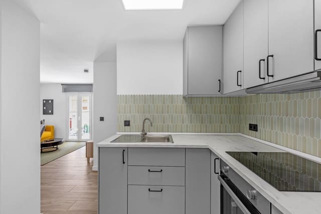 Apartamento de 3 habitaciones en Playa del Cura, Torrevieja en venta con garaje - 249.900 € (Ref: 9000936)
