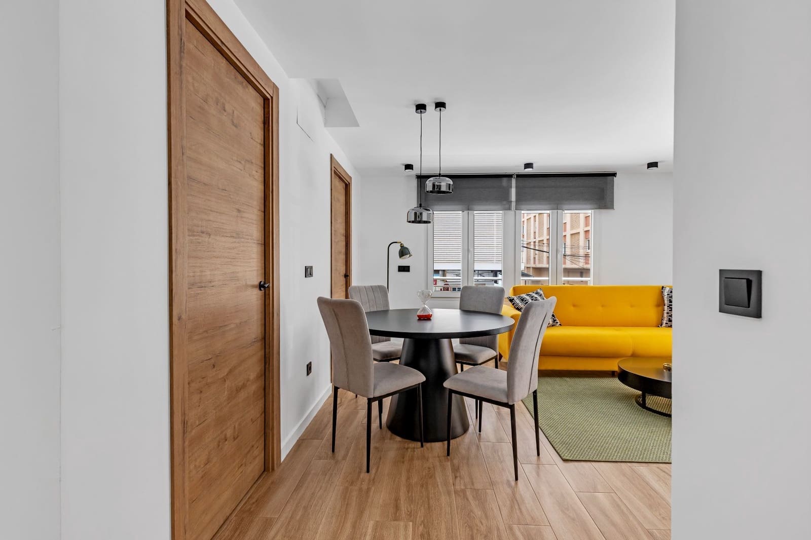 3 soveværelse Lejlighed til salg i Torrevieja med garage - € 259.900 (Ref: 9000936)