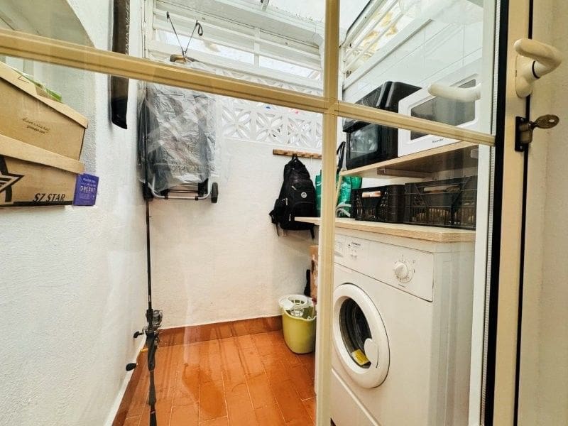 2 soveværelse Byhus til salg i Torrevieja med swimmingpool garage - € 210.000 (Ref: 9007287)